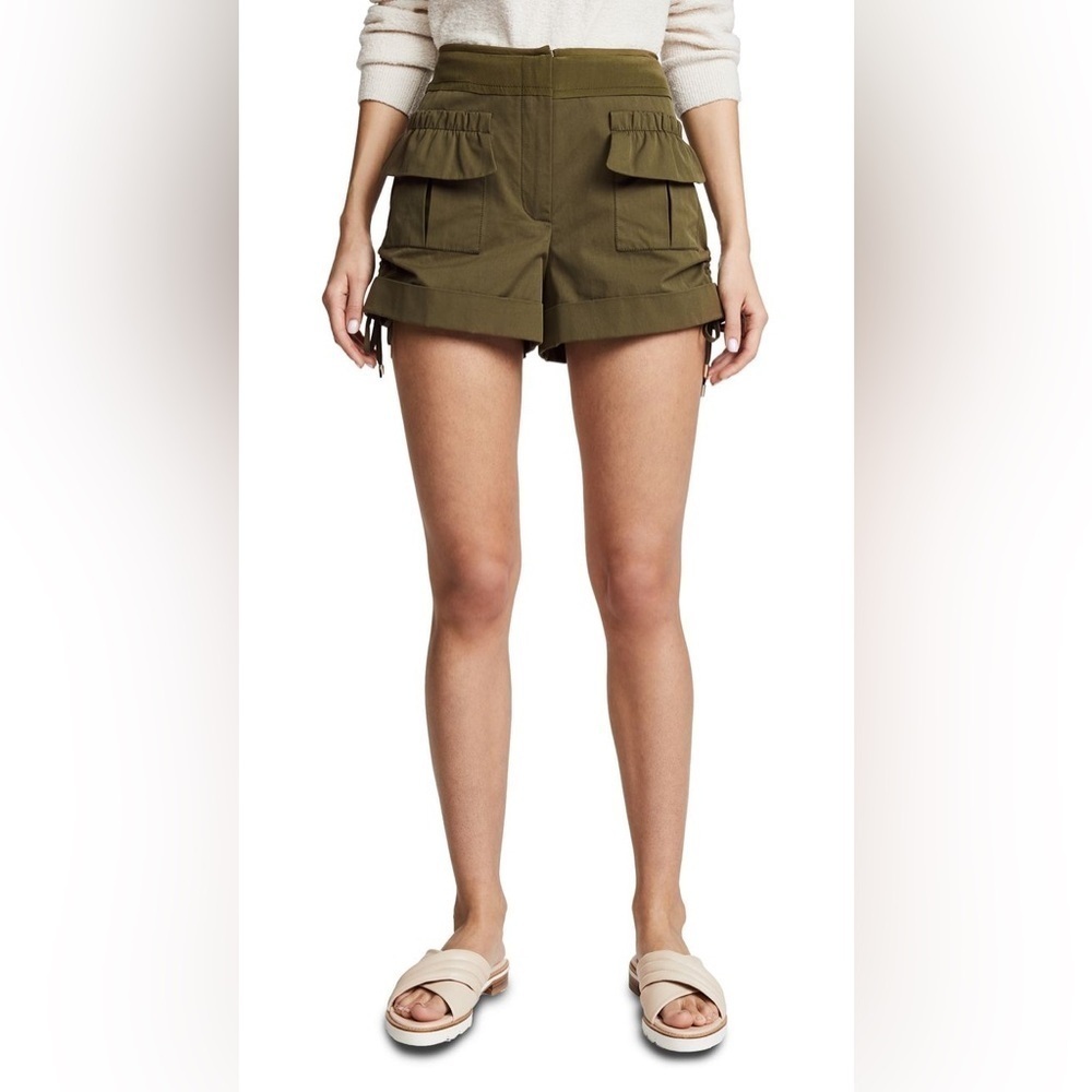 Carven Frill Trim Shorts in green - size 34 (US4)